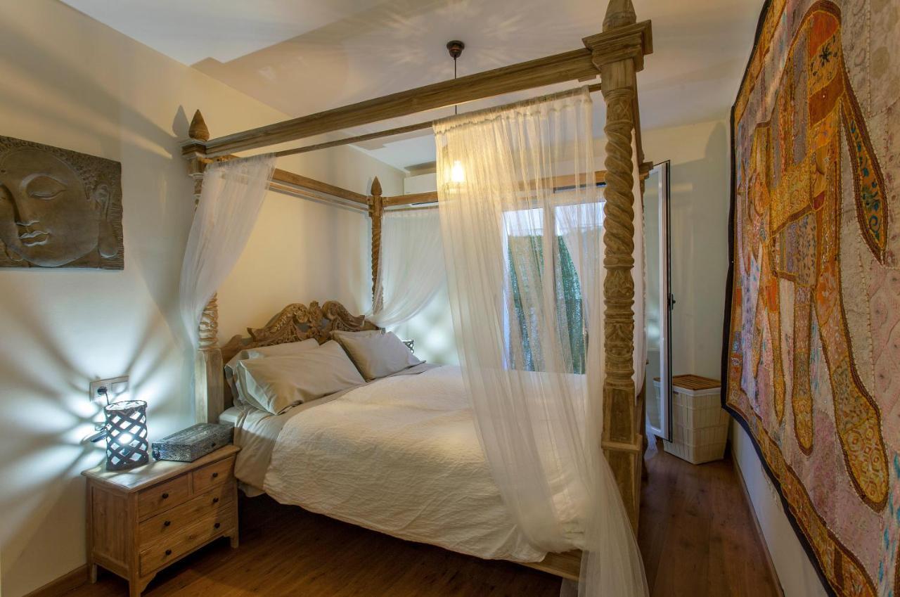 Luxurious & Alluring Home In Historic Town Valenza Esterno foto