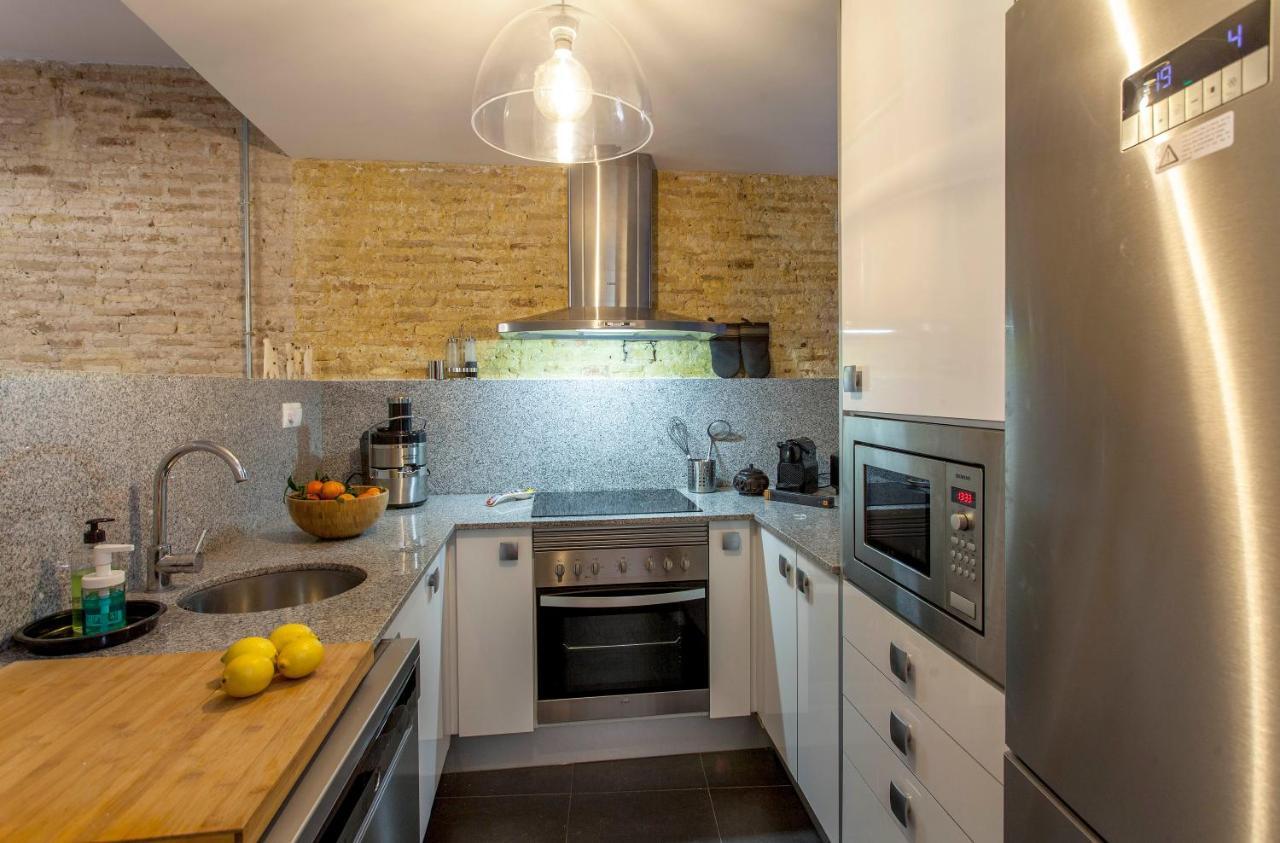 Luxurious & Alluring Home In Historic Town Valenza Esterno foto