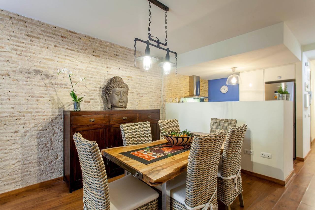 Luxurious & Alluring Home In Historic Town Valenza Esterno foto