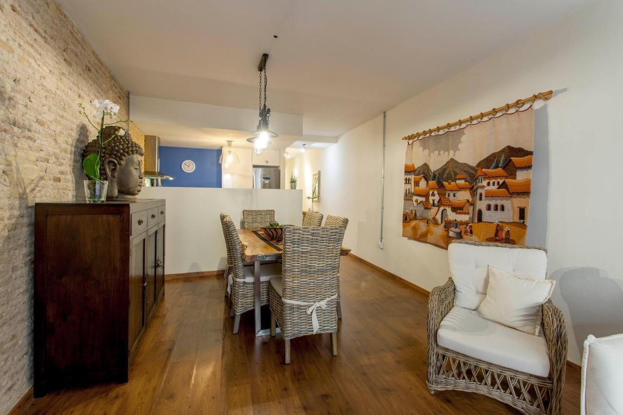 Luxurious & Alluring Home In Historic Town Valenza Esterno foto