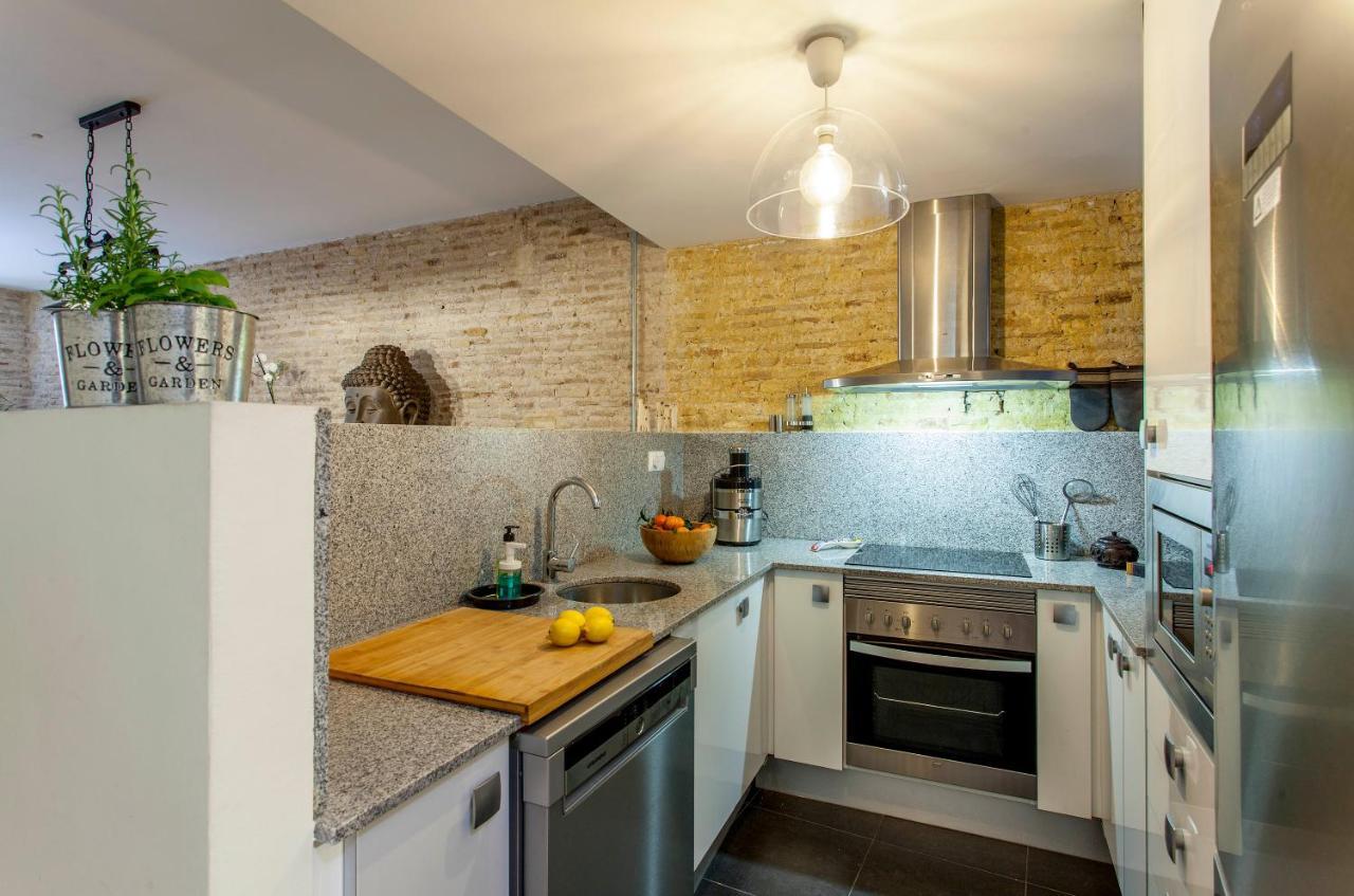 Luxurious & Alluring Home In Historic Town Valenza Esterno foto